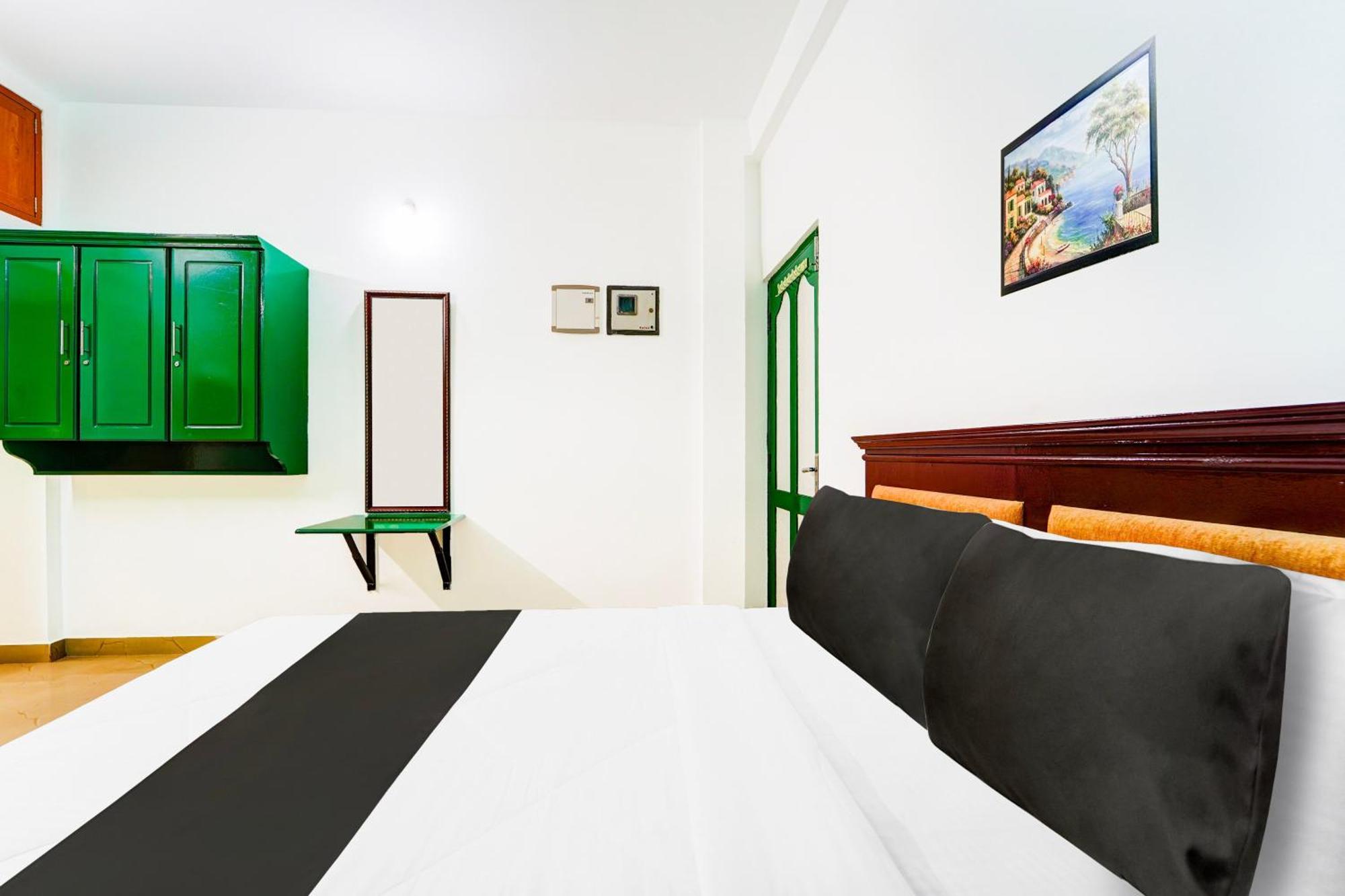 Super Hotel O Vennala Near Palarivattom Kochi Zewnętrze zdjęcie
